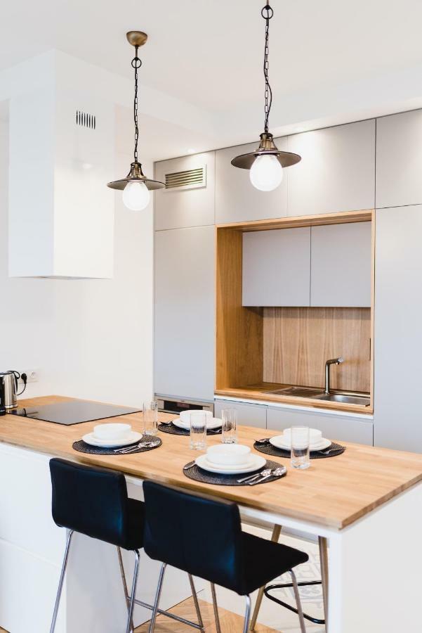 Luxlux Silver Dove Lägenhet Warszawa